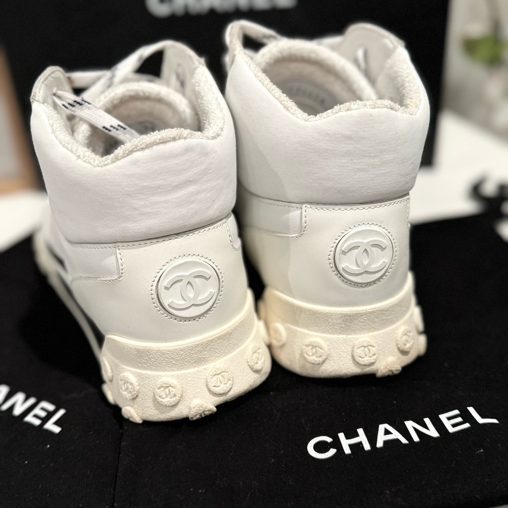 CHANEL White High-Top Sneakers - Picture 6 of 15